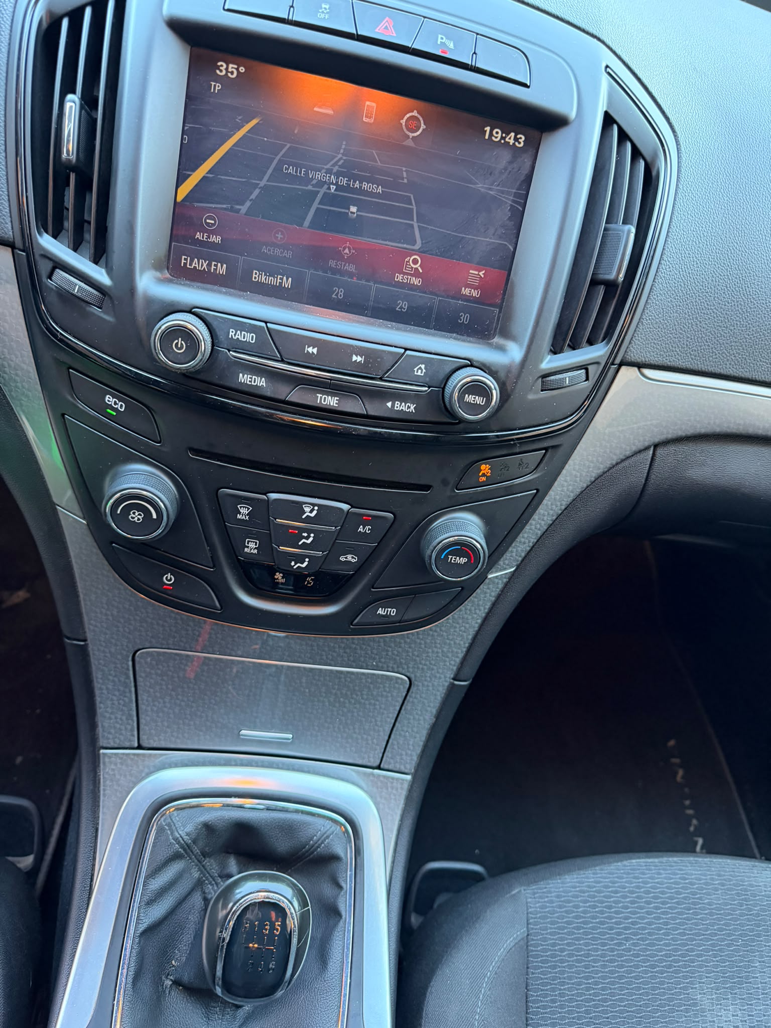 OPEL INSIGNIA ST foto 2