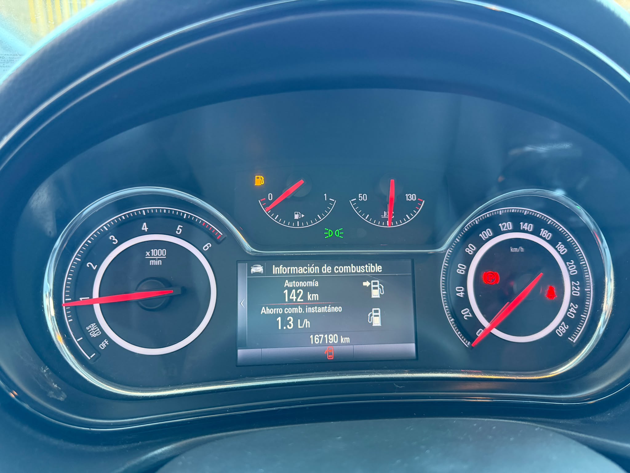 OPEL INSIGNIA ST foto 4